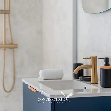 Outre-mer - In Center Of * Colmar